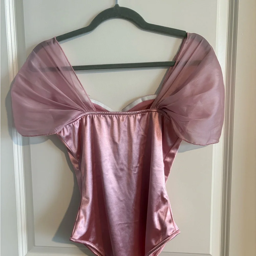 Elegant Pink Satin Bodysuit - Picture 3 of 3
